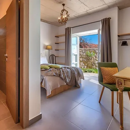 Pia Villa Ičići